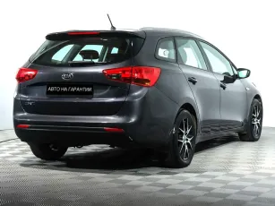 Kia  3