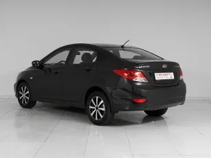 Hyundai  4