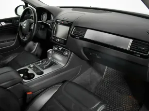 Volkswagen  6