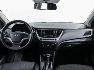 Hyundai  6