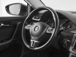 Volkswagen  10