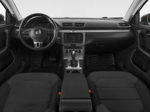 Volkswagen  9