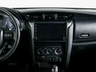 Toyota  10