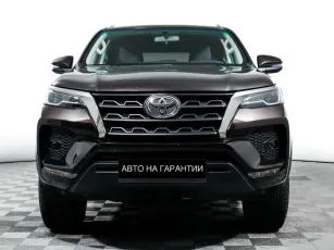 Toyota  2