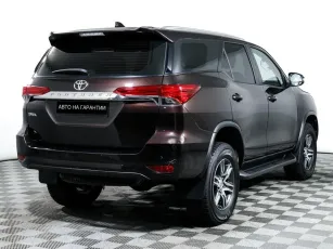 Toyota  3