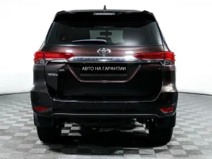 Toyota  4