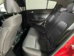 Kia  11
