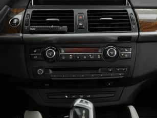 BMW  15