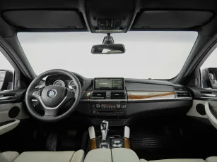 BMW  9
