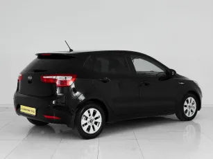 Kia  6
