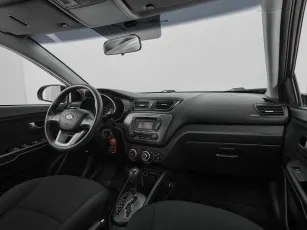 Kia  7