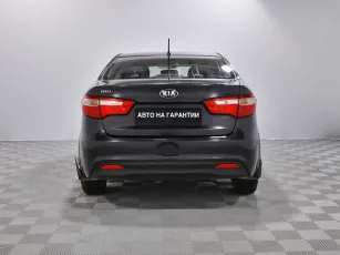 Kia  4