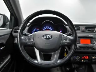Kia  7