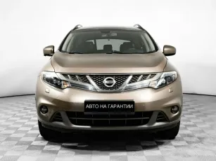 Nissan  2