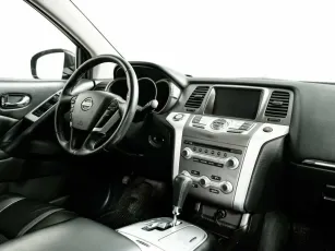 Nissan  5