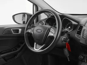 Ford  10