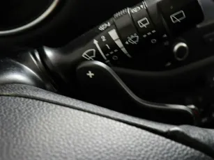 Kia  7