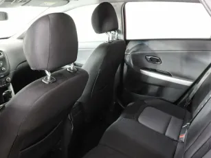Kia  8