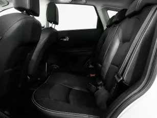Nissan  10