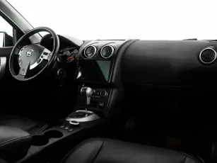 Nissan  7