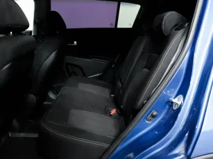 Kia  12