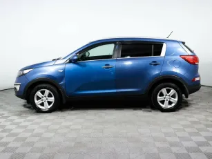 Kia  3