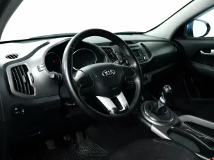 Kia  9