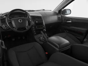 SsangYong  8