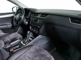 Skoda  9