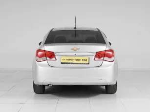 Chevrolet  5