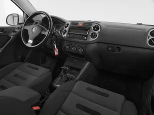 Volkswagen  9