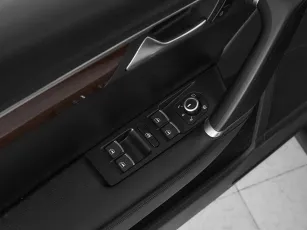 Volkswagen  13