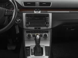 Volkswagen  15