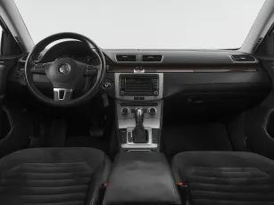 Volkswagen  9