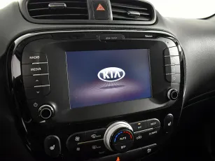 Kia  7