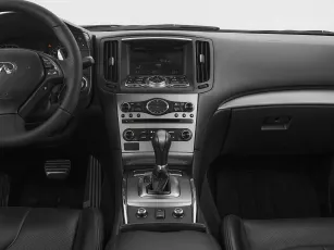 Infiniti  16