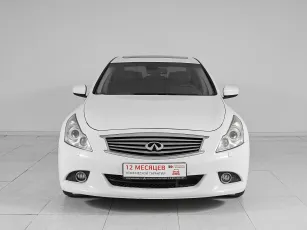 Infiniti  2