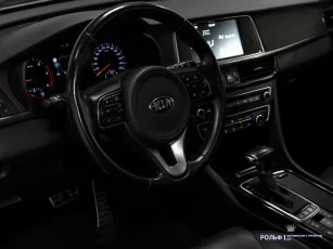 Kia  10