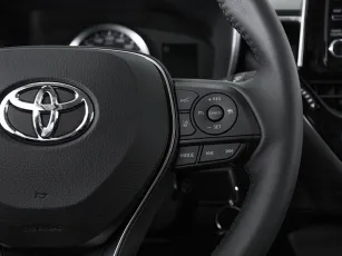Toyota  12