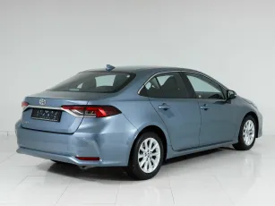 Toyota  6