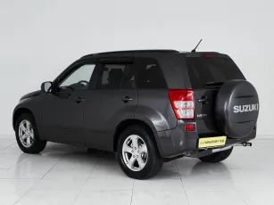 Suzuki  4