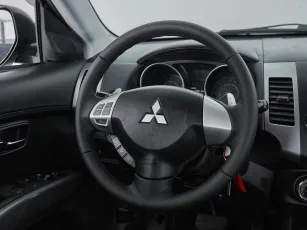 Mitsubishi  10