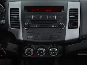 Mitsubishi  14