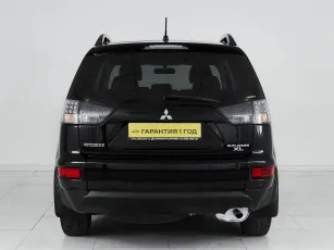 Mitsubishi  5