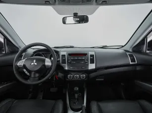 Mitsubishi  8