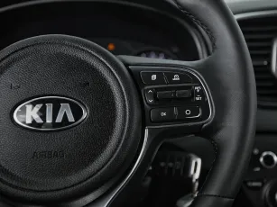 Kia  12