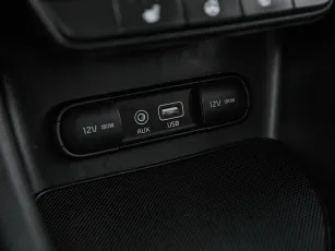 Kia  18