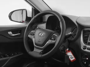 Hyundai  10