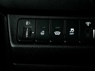 Kia  10