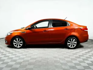 Kia  3
